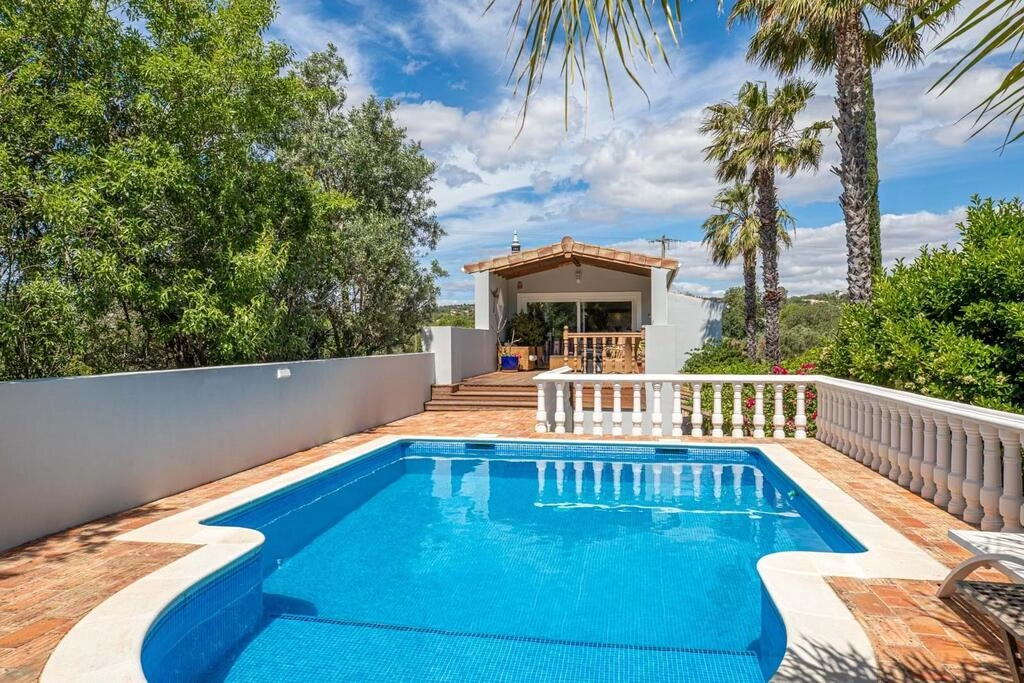 Villa avec 3 chambres à vendre à Loulé (São Clemente) Villa avec 3 chambres à vendre à Loulé (São Clemente)