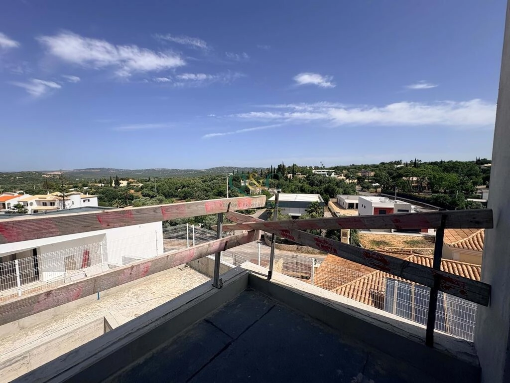 Villa avec 3 chambres à vendre à Loulé (São Clemente) Villa avec 3 chambres à vendre à Loulé (São Clemente)