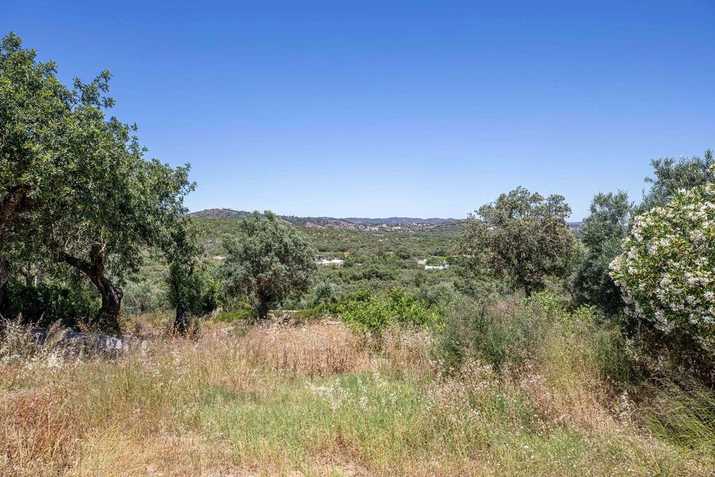 4 Bedroom Villa For Sale in São Brás de Alportel 4 Bedroom Villa For Sale in São Brás de Alportel