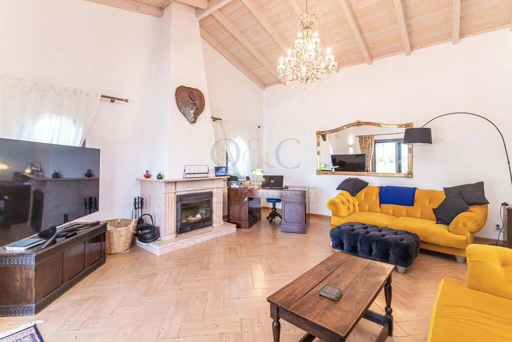 Villa com 5 quartos à venda em Conceição Villa com 5 quartos à venda em Conceição