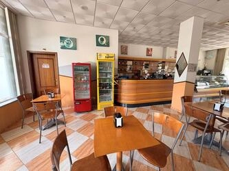 Commercial property For Sale in São Brás de Alportel