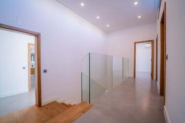 Villa For Sale in Quarteira