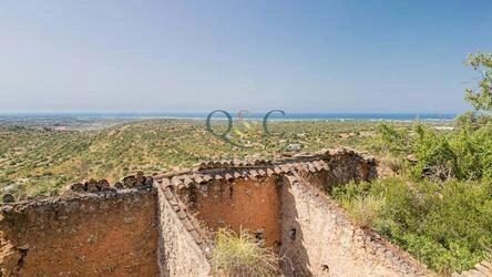 Ruin à vendre à Loulé (São Sebastião)