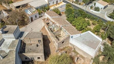 Ruin à venda em Loulé (São Sebastião)