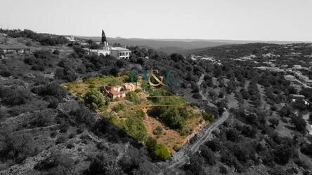 Ruin à venda em Loulé (São Sebastião)