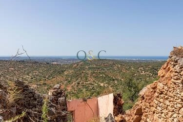 Ruin à venda em Loulé (São Sebastião)