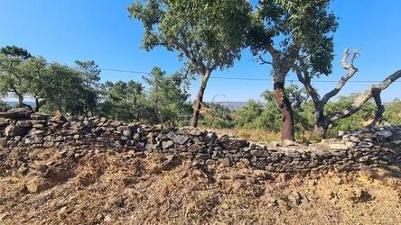 Land à venda em São Brás de Alportel