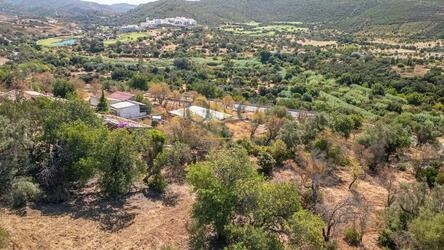 Land à venda em Querença