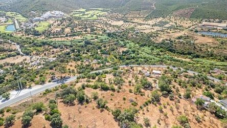 Land à venda em Querença