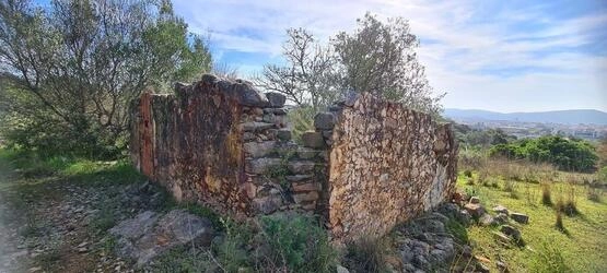 Urban land à venda em São Brás de Alportel
