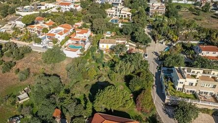 Villa to be renovated à venda em Loulé (São Clemente)