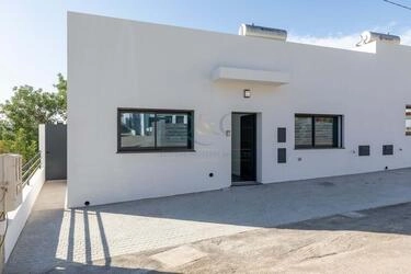 2 Bedroom Semi-detached For Sale in São Brás de Alportel