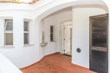 3 Bedroom Apartment For Sale in Almancil