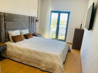 3 Bedroom Apartment For Sale in Santa Bárbara de Nexe