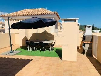 3 Bedroom Apartment For Sale in Santa Bárbara de Nexe