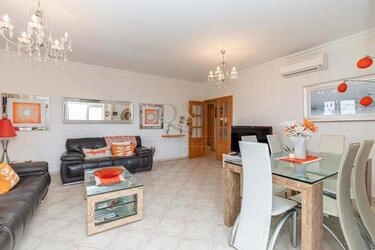 Apartment avec 3 chambres à vendre à Santa Bárbara de Nexe