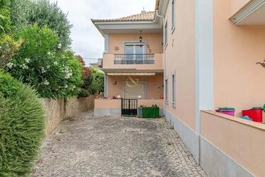 Apartment com 3 quartos à venda em Santa Bárbara de Nexe