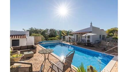 4 Bedroom Country house For Sale in São Brás de Alportel