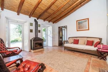 4 Bedroom Farmhouse For Sale in São Brás de Alportel