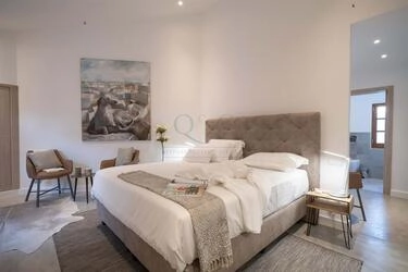 7 Bedroom Building For Sale in Boliqueime