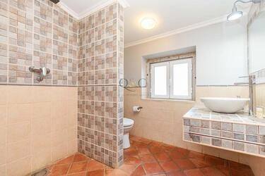 Farmhouse com 9 quartos à venda em São Brás de Alportel