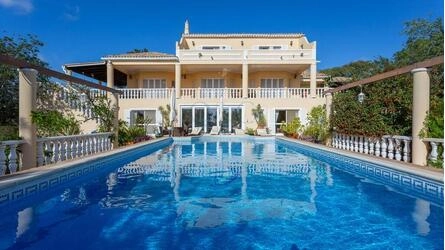 Villa com 6 quartos à venda em Santa Bárbara de Nexe