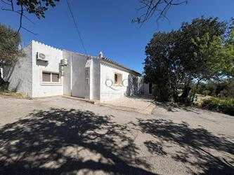 Villa com 2 quartos à venda em São Brás de Alportel