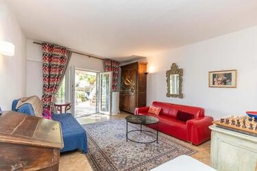 2 Bedroom Villa For Sale in Santa Bárbara de Nexe