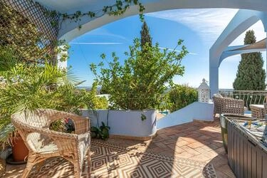 2 Bedroom Villa For Sale in Santa Bárbara de Nexe