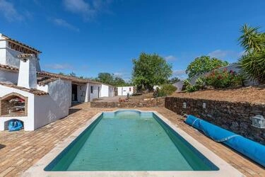 3 Bedroom Villa For Sale in Alte