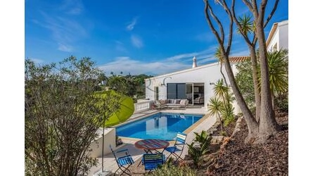 3 Bedroom Villa For Sale in Boliqueime