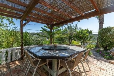 3 Bedroom Villa For Sale in Conceição
