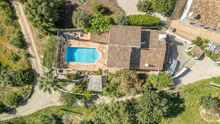 3 Bedroom Villa For Sale in Conceição