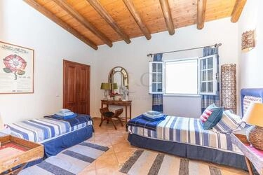 3 Bedroom Villa For Sale in Salir