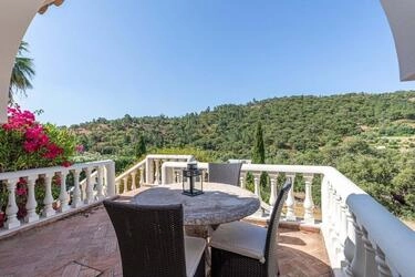 3 Bedroom Villa For Sale in Salir