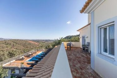3 Bedroom Villa For Sale in São Brás de Alportel