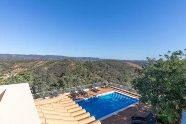 3 Bedroom Villa For Sale in São Brás de Alportel