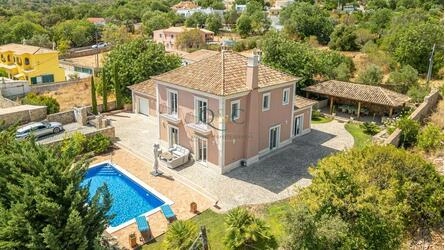 3 Bedroom Villa For Sale in São Brás de Alportel