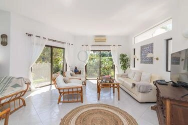 3 Bedroom Villa For Sale in Almancil