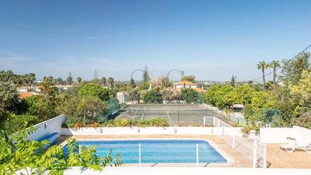 3 Bedroom Villa For Sale in Almancil