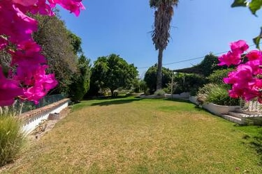 3 Bedroom Villa For Sale in Santa Bárbara de Nexe