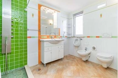 3 Bedroom Villa For Sale in Santa Bárbara de Nexe