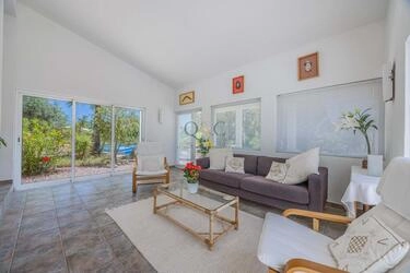 3 Bedroom Villa For Sale in Santa Catarina da Fonte do Bispo