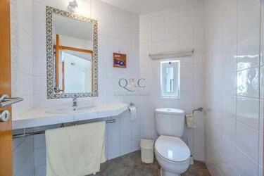 3 Bedroom Villa For Sale in Santa Catarina da Fonte do Bispo