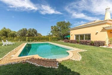 Villa avec 3 chambres à vendre à Santa Bárbara de Nexe