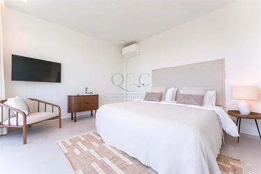 Villa com 3 quartos à venda em Santa Bárbara de Nexe
