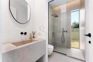 Villa com 3 quartos à venda em Santa Bárbara de Nexe