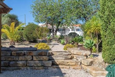 Villa com 3 quartos à venda em Santa Bárbara de Nexe