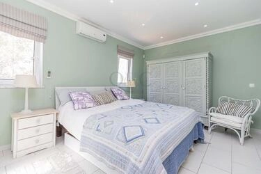 Villa com 3 quartos à venda em Santa Bárbara de Nexe