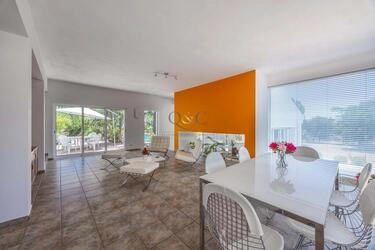 Villa com 3 quartos à venda em Santa Catarina da Fonte do Bi